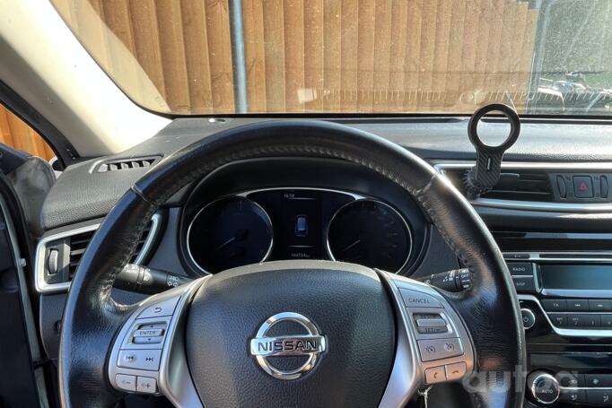 Nissan X-Trail T32 Crossover
