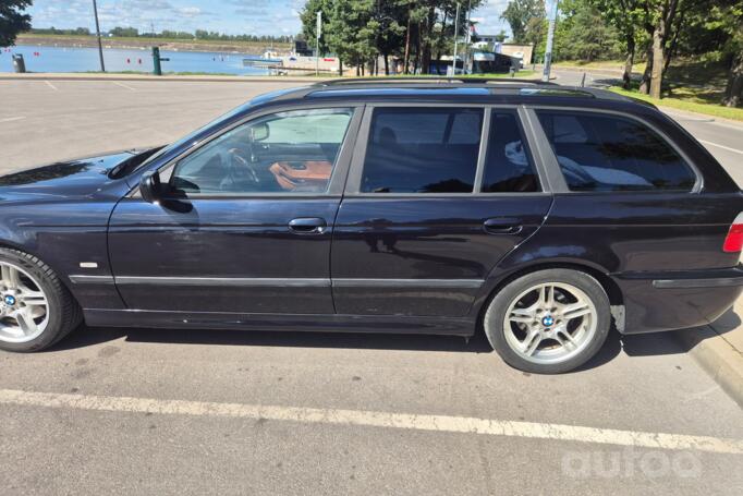 BMW 5 Series E39 Touring wagon