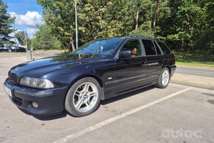 BMW 5 Series E39 Touring wagon