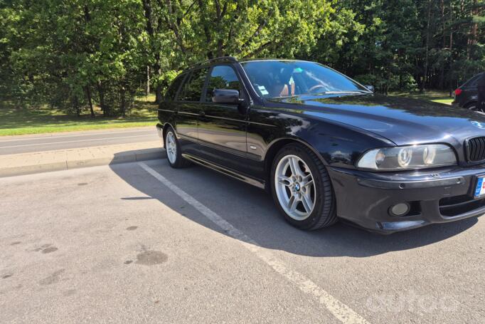 BMW 5 Series E39 Touring wagon