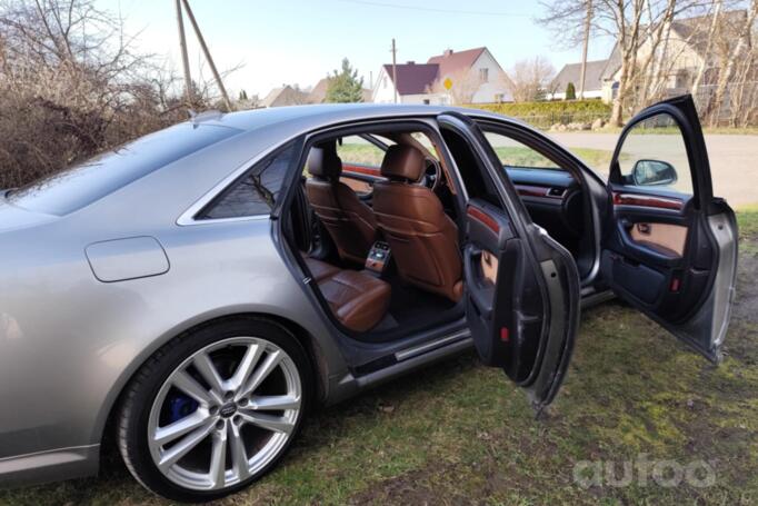 Audi A8 D3/4E Sedan