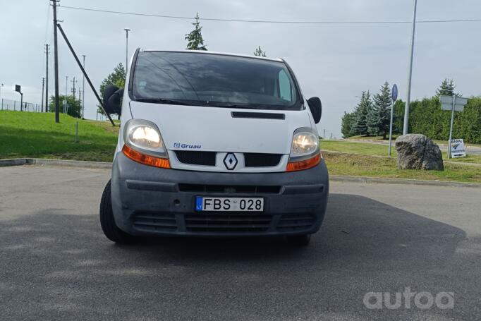 Renault Trafic 2 generation Minivan