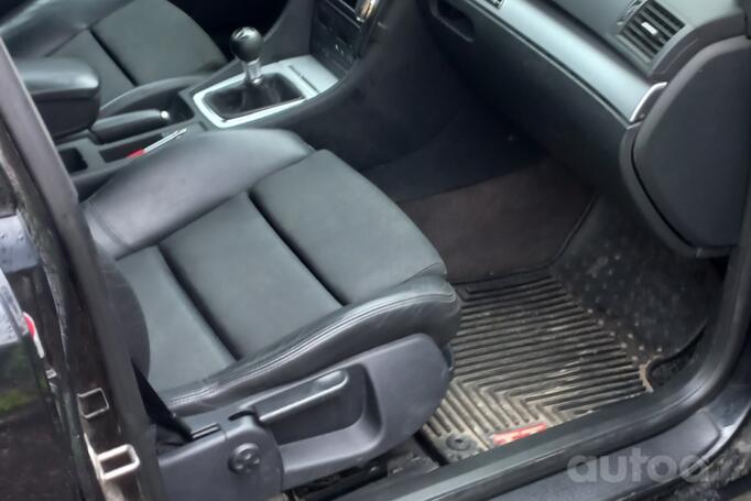 Audi A4 B6 Avant wagon 5-doors