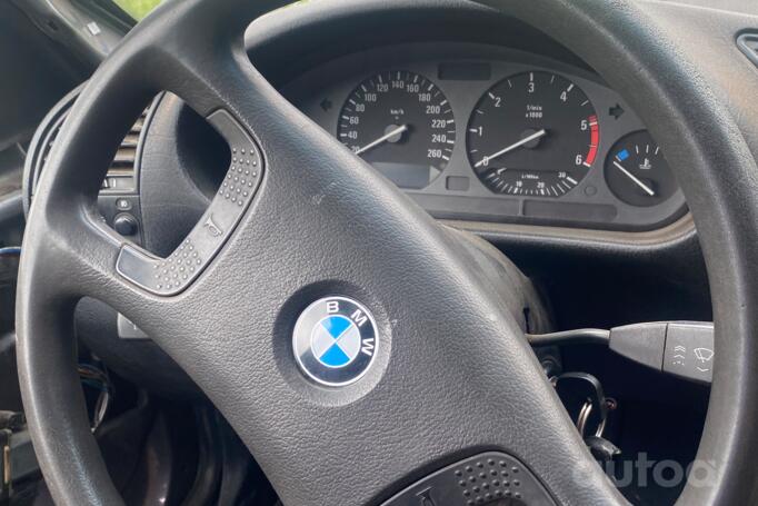 BMW 3 Series E36 Sedan