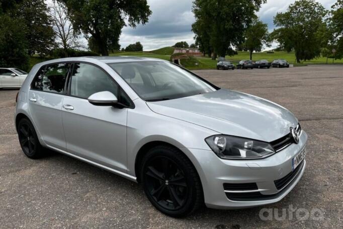 Volkswagen Golf 7 generation Hatchback 5-doors