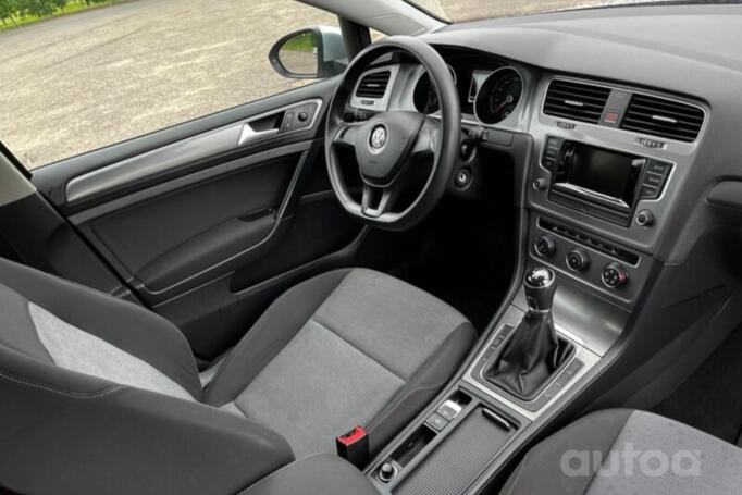 Volkswagen Golf 7 generation Hatchback 5-doors
