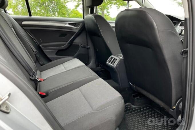 Volkswagen Golf 7 generation Hatchback 5-doors