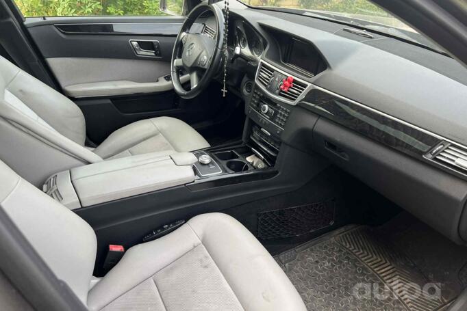 Mercedes-Benz E-Class W212/S212/C207/A207 wagon 5-doors