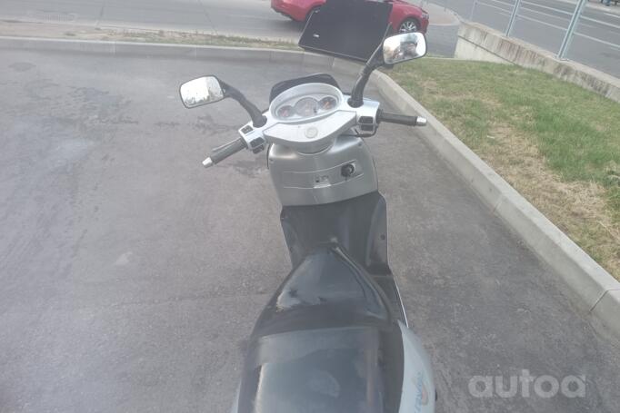 Aprilia Leonardo