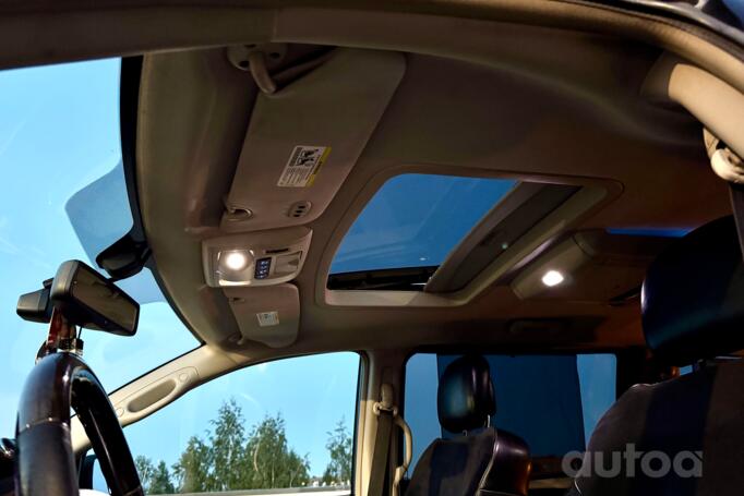 Chrysler Town & Country 5 generation [restyling]