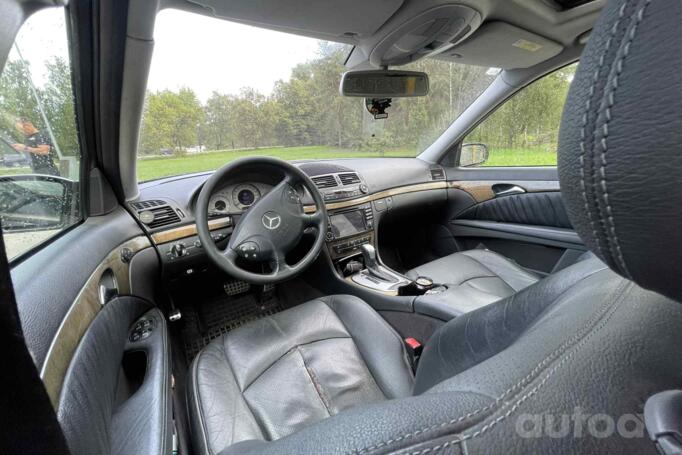Mercedes-Benz E-Class W211 Sedan