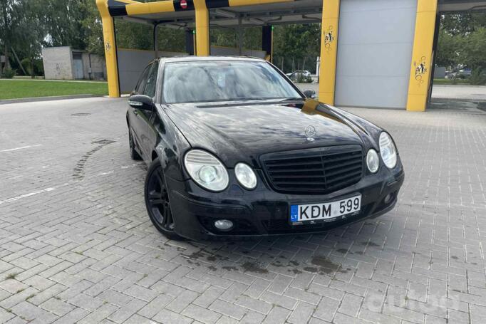 Mercedes-Benz E-Class W211 Sedan
