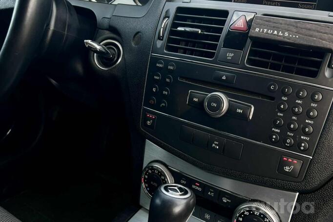 Mercedes-Benz C-Class W204/S204 wagon 5-doors