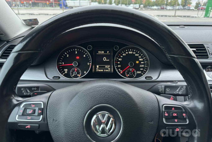 Volkswagen Passat B7 Variant wagon 5-doors
