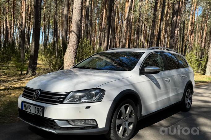 Volkswagen Passat B7 Passat Alltrack (B7)