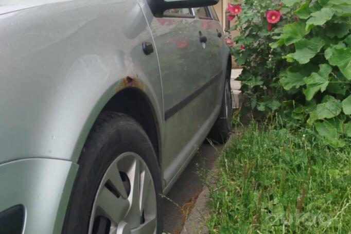 Volkswagen Golf 4 generation wagon