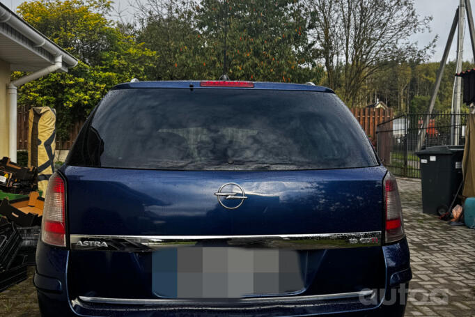 Opel Astra H [restyling]
