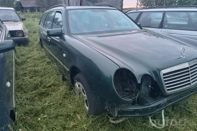 Mercedes-Benz E-Class W210/S210 wagon 5-doors