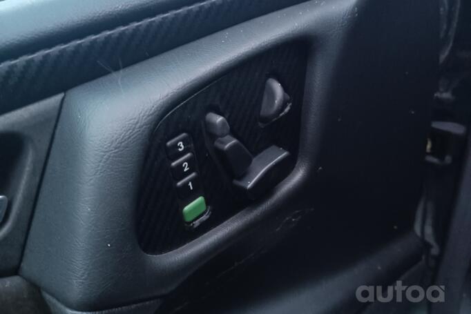 Mercedes-Benz E-Class W210 wagon 5-doors