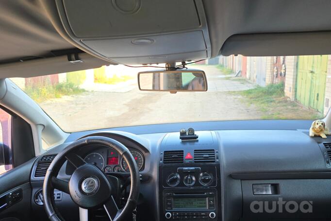 Volkswagen Touran 1 generation Minivan