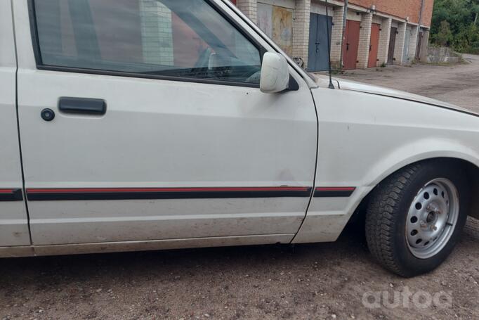 Ford Escort 4 generation Hatchback 5-doors