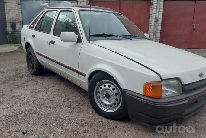Ford Escort 4 generation Hatchback 5-doors