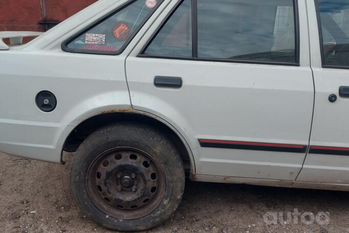 Ford Escort 4 generation Hatchback 5-doors