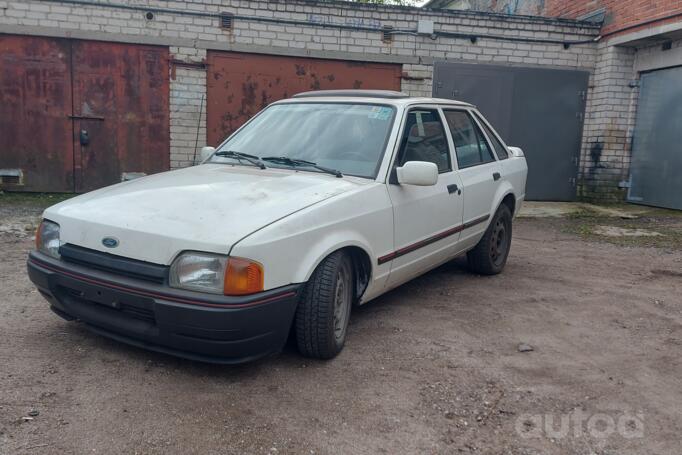 Ford Escort 4 generation Hatchback 5-doors