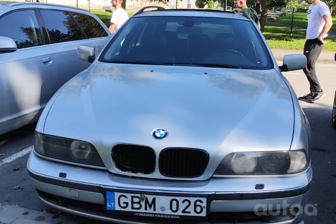 BMW 5 Series E39 Touring wagon
