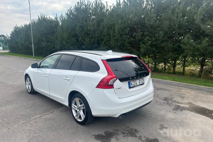 Volvo V60 1 generation [restyling] wagon 5-doors