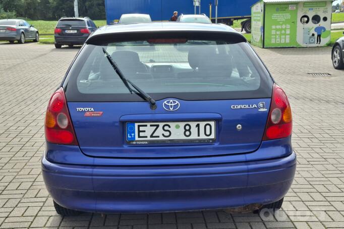 Toyota Corolla E110 [restyling] Hatchback