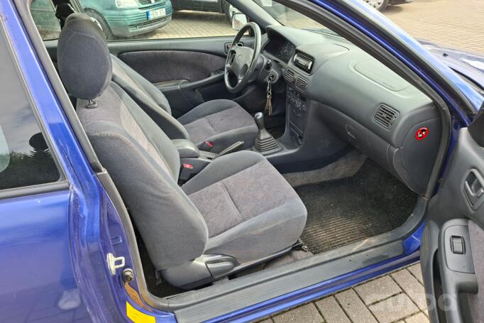 Toyota Corolla E110 [restyling] Hatchback