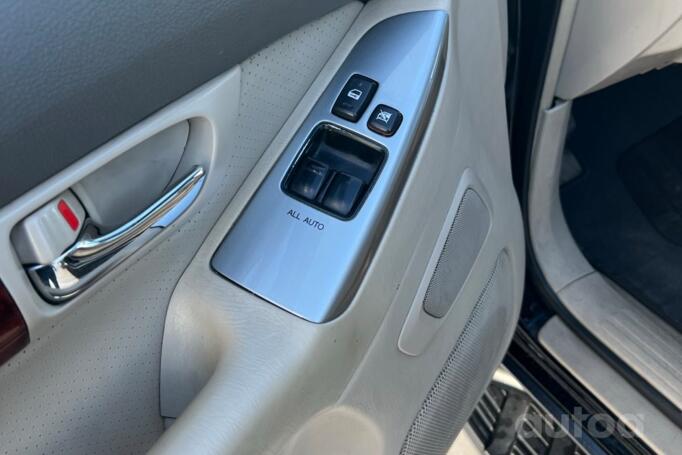 Toyota Land Cruiser 100 Series [2th restyling]