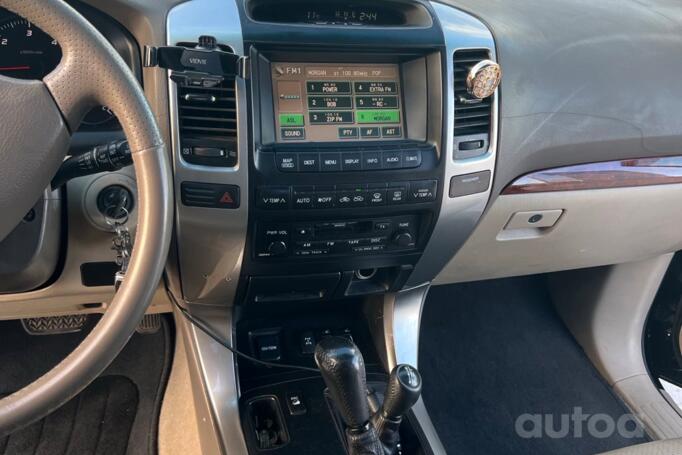 Toyota Land Cruiser 100 Series [2th restyling]