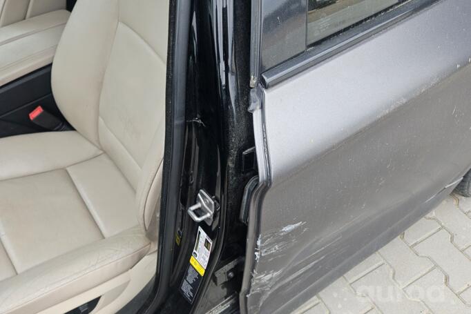 BMW 5 Series F07/F10/F11 Sedan