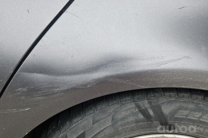 BMW 5 Series F07/F10/F11 Sedan