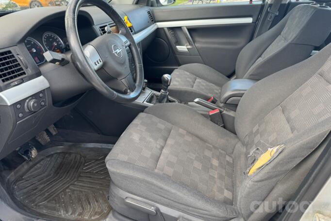 Opel Vectra C GTS hatchback