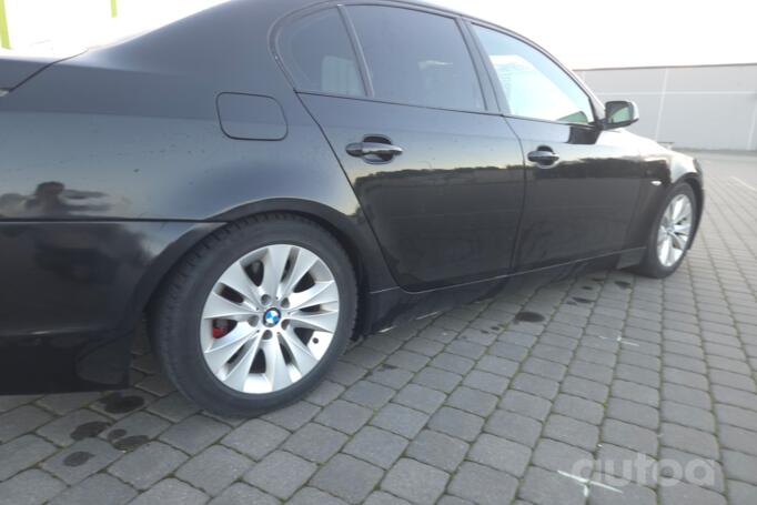 BMW 5 Series E60/E61 Sedan