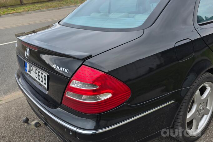 Mercedes-Benz E-Class W211 Sedan