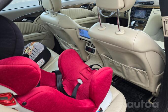 Mercedes-Benz E-Class W211 Sedan