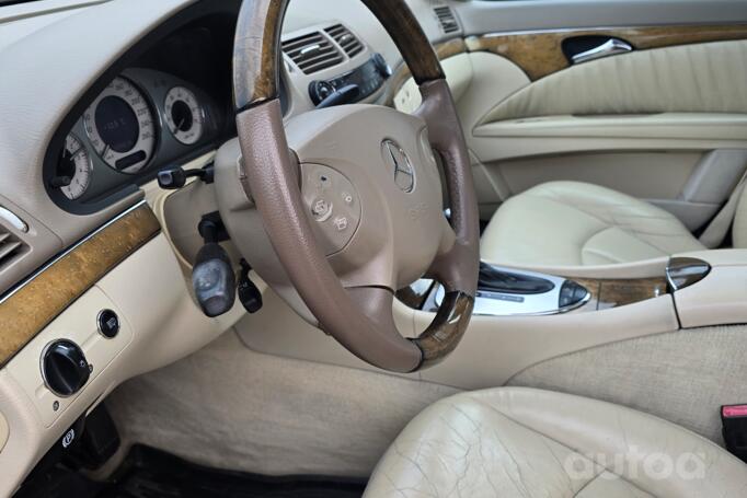 Mercedes-Benz E-Class W211 Sedan