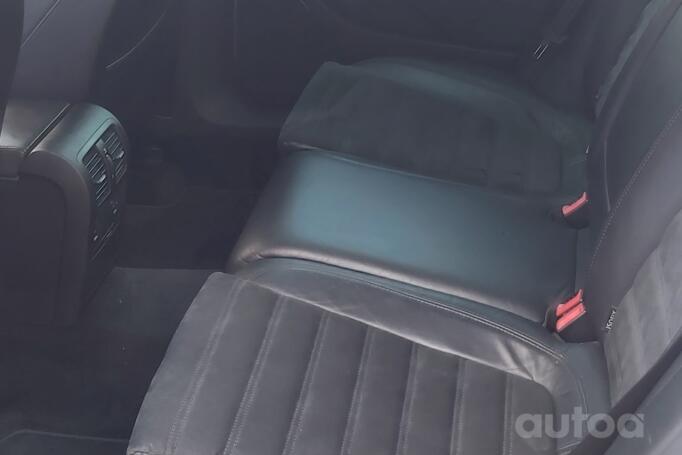 Volkswagen Passat B6 wagon 5-doors