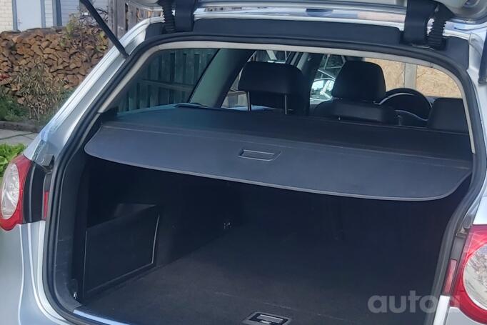 Volkswagen Passat B6 wagon 5-doors