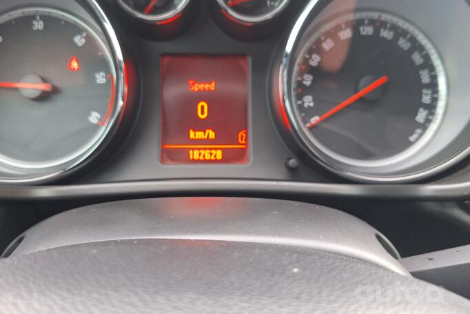 Opel Insignia A Sports Tourer wagon 5-doors