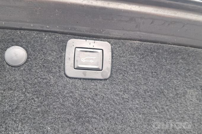 Opel Insignia A Sports Tourer wagon 5-doors