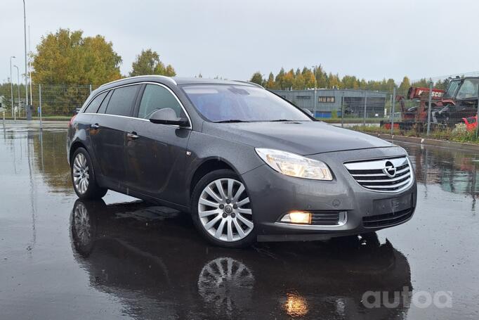 Opel Insignia A Sports Tourer wagon 5-doors