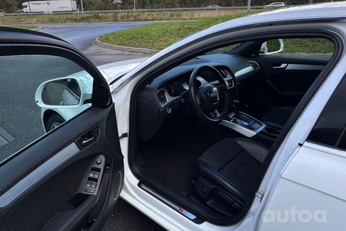 Audi A4 B8/8K Sedan 4-doors