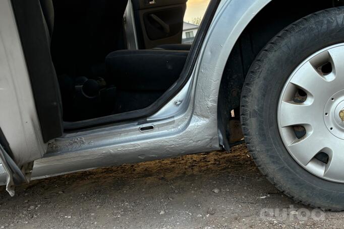 Volkswagen Golf 4 generation Hatchback 5-doors