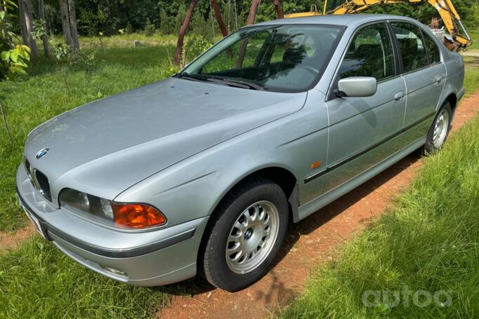 BMW 5 Series E39 Sedan 4-doors