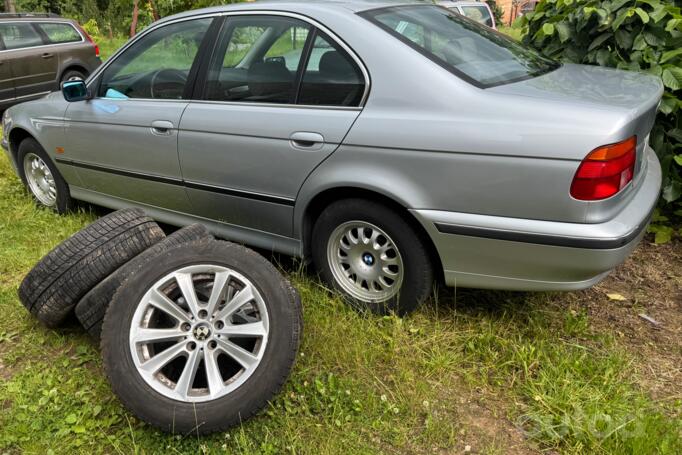BMW 5 Series E39 Sedan 4-doors